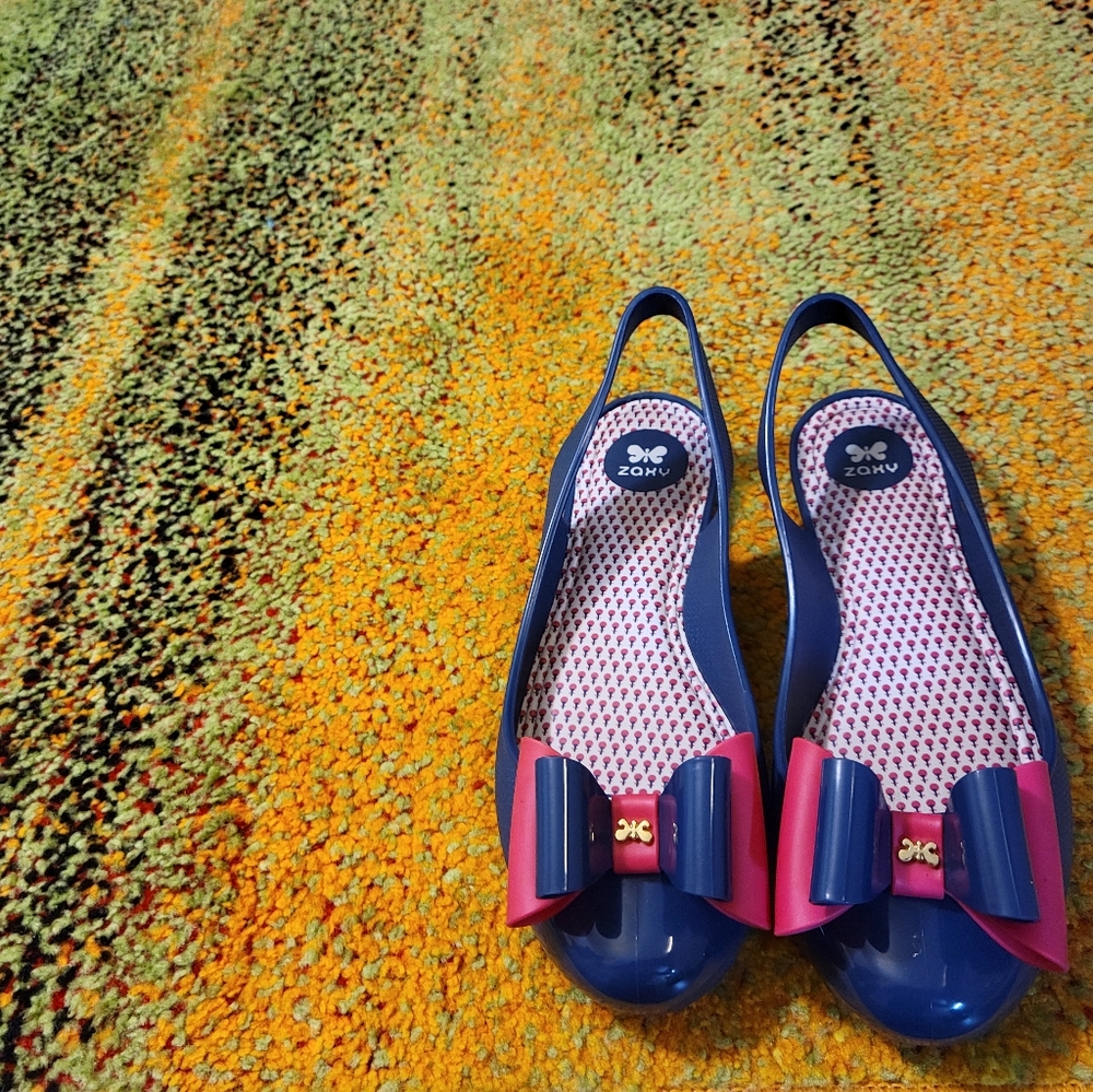Shoes - Picture 2 of 2